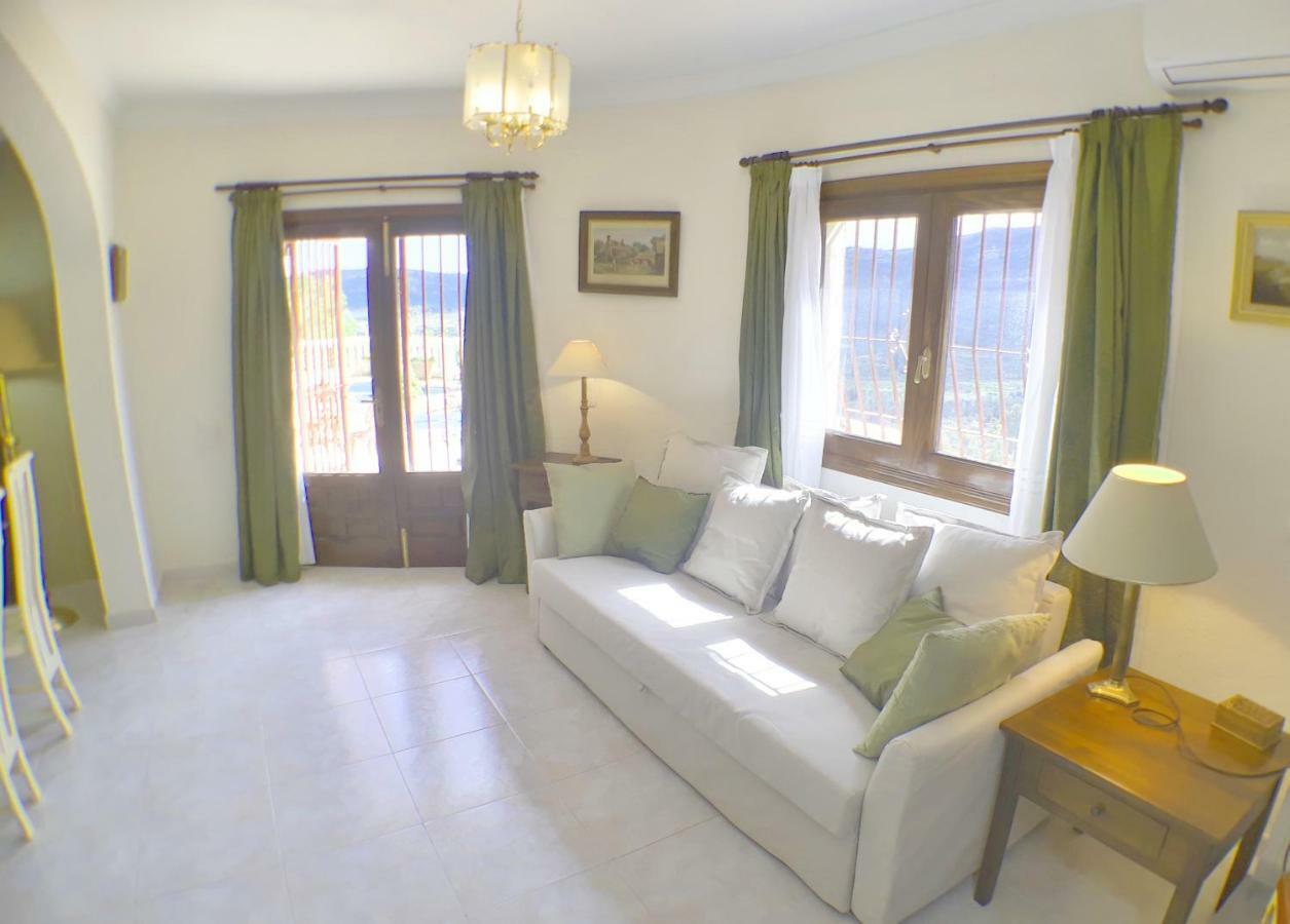 Villa Romana Mountainside Apartment In Alcalali, Jalon Valley エクステリア 写真