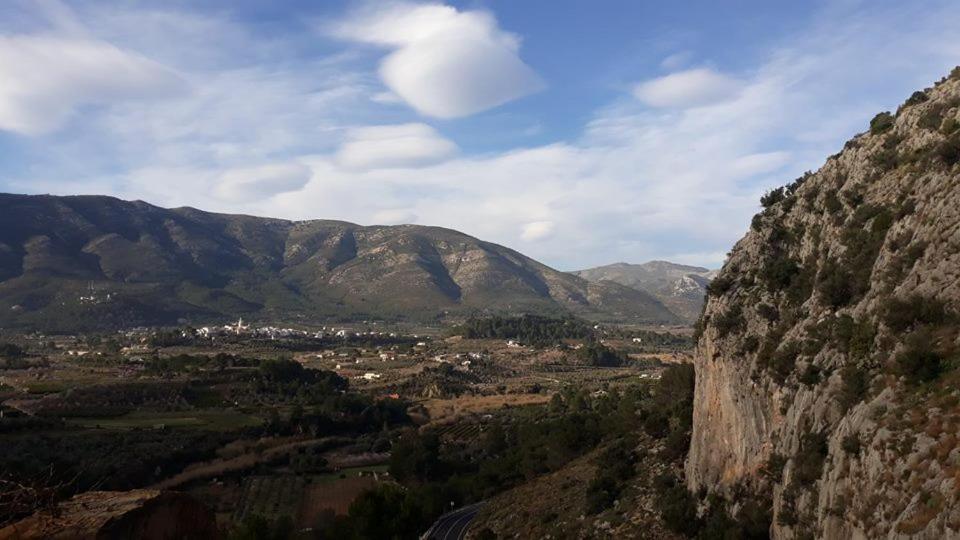 Villa Romana Mountainside Apartment In Alcalali, Jalon Valley エクステリア 写真